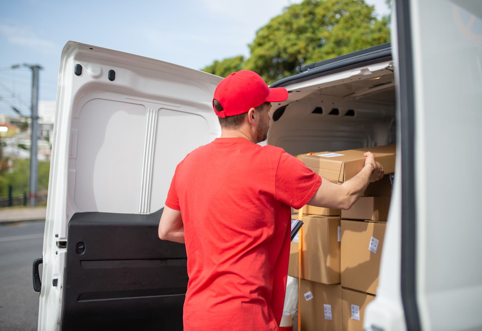 Parcel delivery and collection Singapore business courier